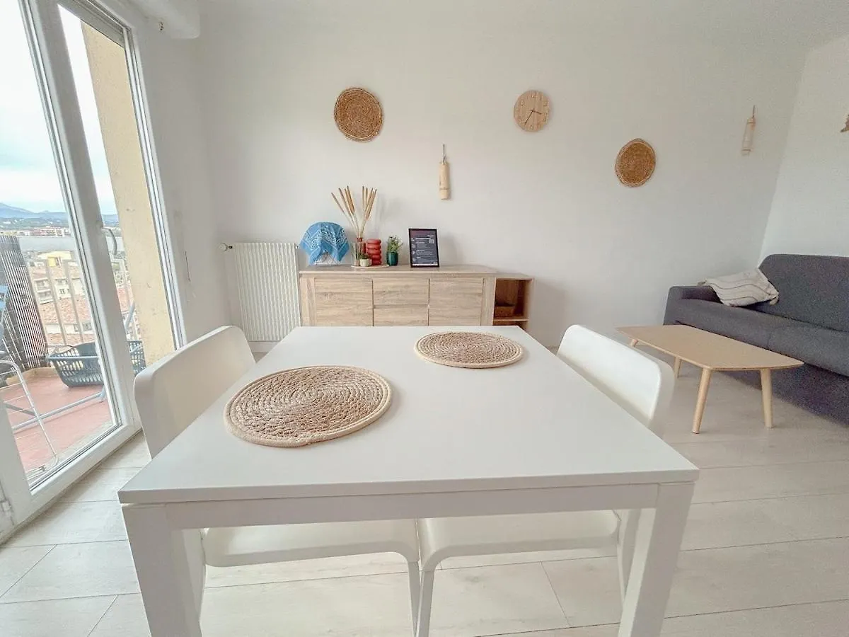 Charmant Studio Boheme Vue Degagee Moderne Fréjus 0*,  Francie